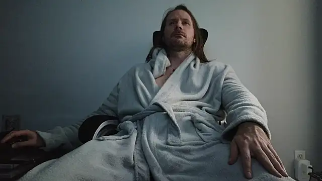 Snapshot of AlbinoAdonis chatting on 09/15/25, 11:54 AlbinoAdonis online show from 09/15/25, 11:54