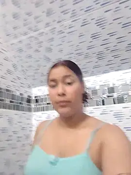 Snapshot of Tu_bebe_lili chatting on 09/13/25, 11:26 Tu bebe lili online show from 09/13/25, 11:26