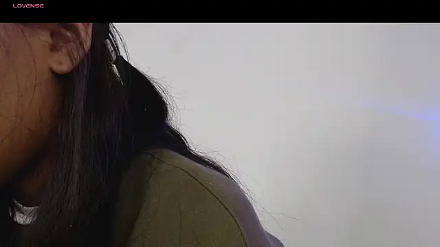 Deysha Garcias online show from 10/24/25, 02:13