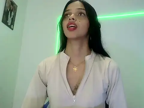 lucy babyy online show from 09/29/25, 03:28