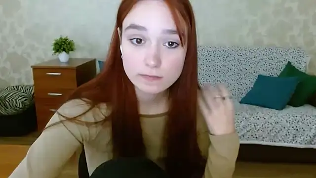 aFoxie online show from 09/27/25, 07:41