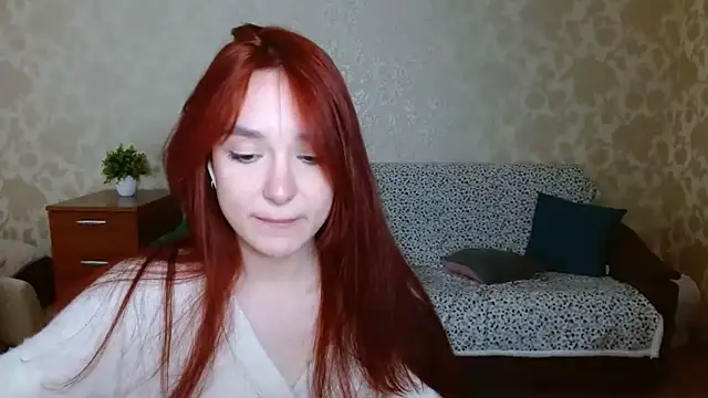 aFoxie online show from 10/02/25, 06:37