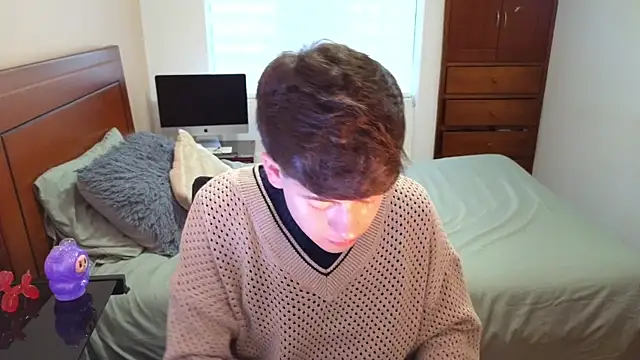 tightncuteass online show from 10/07/25, 10:18