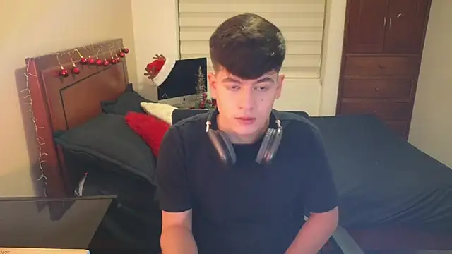 tightncuteass online show from 11/15/25, 10:48