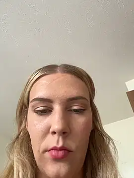 AllesandraLove online show from 07/19/26, 07:39