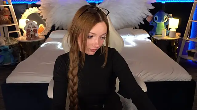 FoxyMayy online show from 12/04/25, 01:53