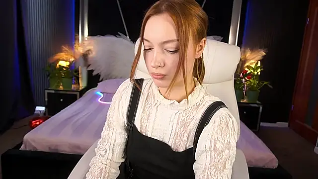 FoxyMayy online show from 06/04/26, 12:55