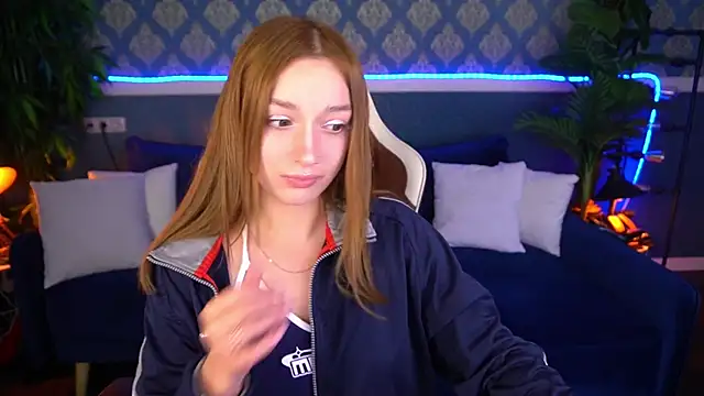 FoxyMayy online show from 07/05/26, 07:10