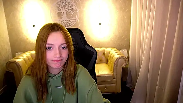 FoxyMayy online show from 07/28/26, 11:17