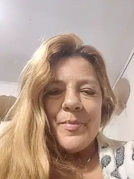 Snapshot of Casandra_Cruz chatting on 09/21/25, 02:24 Casandra Cruz online show from 09/21/25, 02:24