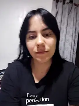 Snapshot of valen-sexx chatting on 12/23/25, 02:42 valen-sexx online show from 12/23/25, 02:42