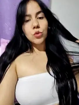 Snapshot of valen-sexx chatting on 05/09/26, 03:56 valen-sexx online show from 05/09/26, 03:56