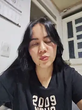 Snapshot of valen-sexx chatting on 05/16/26, 11:14 valen-sexx online show from 05/16/26, 11:14
