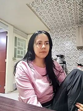 Snapshot of valen-sexx chatting on 06/05/26, 12:06 valen-sexx online show from 06/05/26, 12:06