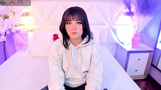 Snapshot of Adara__carter_ chatting on 10/02/25, 03:13 Adara carter online show from 10/02/25, 03:13