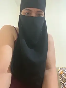 Snapshot of Wild-Nayra chatting on 10/30/25, 10:10 Wild-Nayra online show from 10/30/25, 10:10