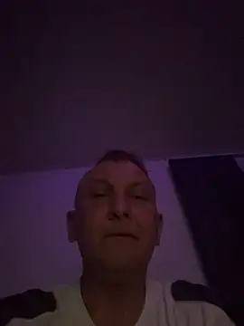 Snapshot of niezlomny75 chatting on 09/14/25, 10:09 niezlomny75 online show from 09/14/25, 10:09