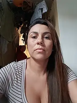 vanessa-titisM online show from 07/02/26, 08:04