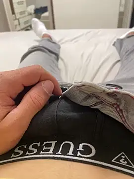 Snapshot of Milike_93 chatting on 09/12/25, 01:11 Milike 93 online show from 09/12/25, 01:11