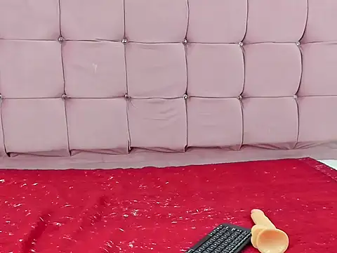 MiaSweet Pussy online show from 09/12/25, 03:28