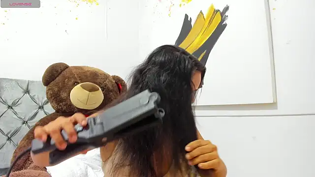 Snapshot of debora_ortiz chatting on 10/03/25, 01:19 debora ortiz online show from 10/03/25, 01:19