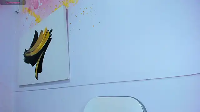 Snapshot of debora_ortiz chatting on 10/11/25, 01:42 debora ortiz online show from 10/11/25, 01:42