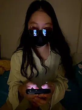 Snapshot of ruiki666 chatting on 09/18/25, 03:14 ruiki666 online show from 09/18/25, 03:14