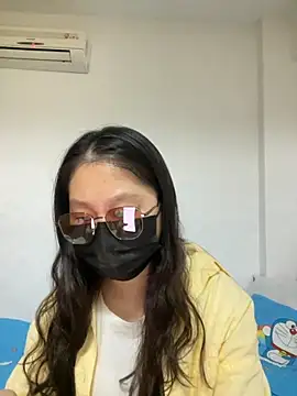 Snapshot of ruiki666 chatting on 09/19/25, 12:17 ruiki666 online show from 09/19/25, 12:17