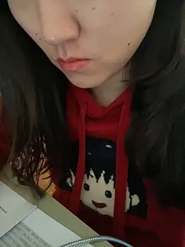 Snapshot of ruiki666 chatting on 10/22/25, 04:57 ruiki666 online show from 10/22/25, 04:57