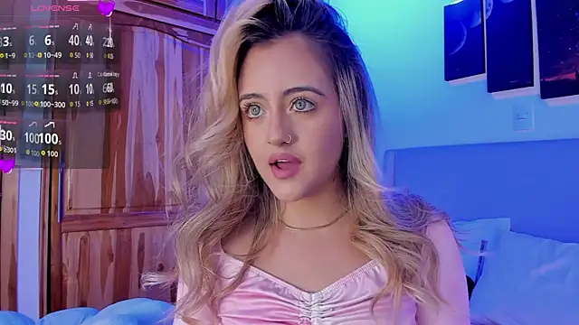 Snapshot of MaryMoon_ chatting on 09/26/25, 11:53 MaryMoon  online show from 09/26/25, 11:53