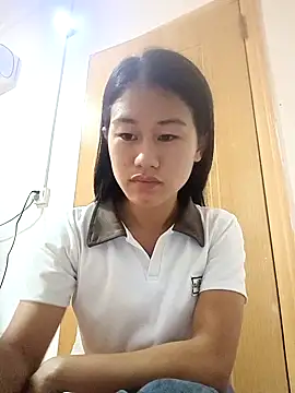 luy-xinh02 online show from 09/22/25, 10:06