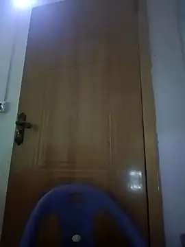 luy-xinh02 online show from 09/29/25, 12:16