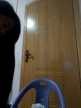 luy-xinh02 online show from 11/04/25, 02:05