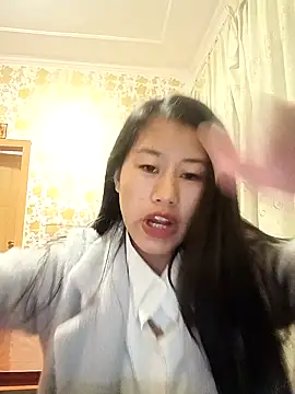 luy-xinh02 online show from 11/05/25, 09:31