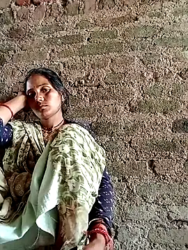 Snapshot of Suman_ji1 chatting on 09/17/25, 06:48 Suman ji1 online show from 09/17/25, 06:48