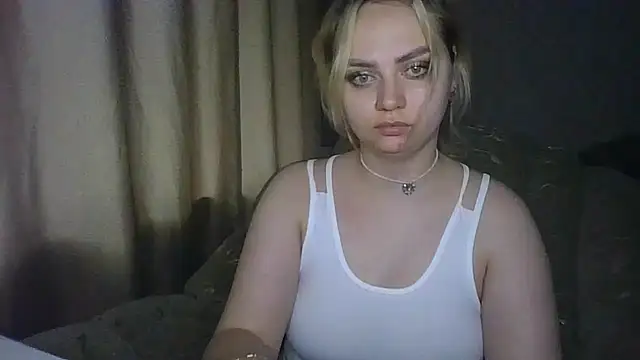 Snapshot of Oryneli chatting on 07/16/26, 09:26 Oryneli online show from 07/16/26, 09:26