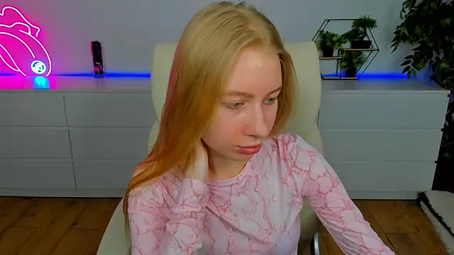 Alina Blonde online show from 03/07/26, 06:32