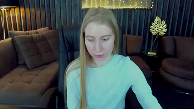 Alina Blonde online show from 03/21/26, 08:30