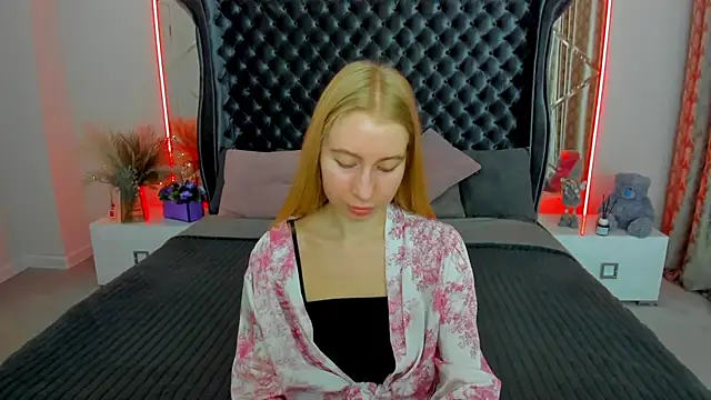 Alina Blonde online show from 06/13/26, 05:38