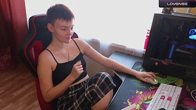 KrisNeal online show from 09/19/25, 08:49