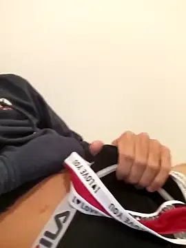 Snapshot of -Tony-TTBM chatting on 09/23/25, 09:56 -Tony-TTBM online show from 09/23/25, 09:56