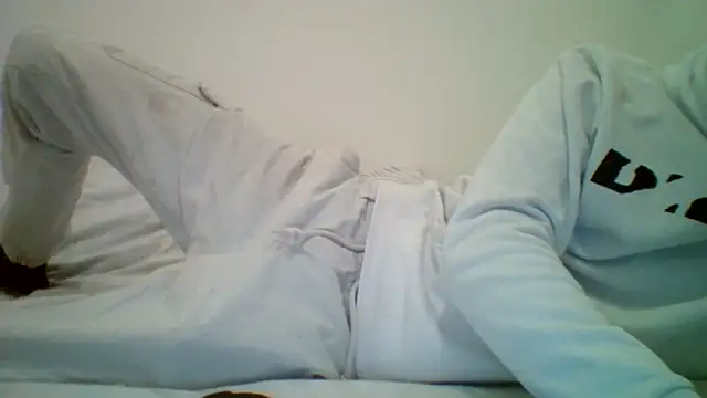 Snapshot of -Tony-TTBM chatting on 09/26/25, 08:18 -Tony-TTBM online show from 09/26/25, 08:18