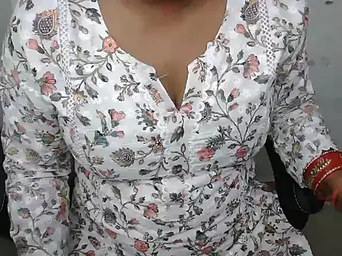 bold naina online show from 10/07/25, 04:53