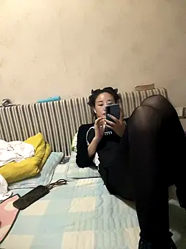 Snapshot of xiuchun100 chatting on 10/02/25, 03:41 xiuchun100 online show from 10/02/25, 03:41