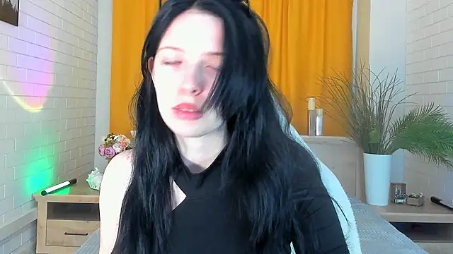 JulsMumi online show from 09/12/25, 10:26