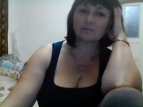 Snapshot of MariannaLove759 chatting on 10/13/25, 03:34 MariannaLove759 online show from 10/13/25, 03:34