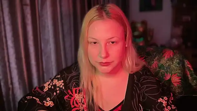 BikiHellena online show from 08/03/26, 07:29