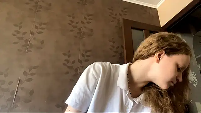 GlyndaCaver online show from 09/22/25, 09:55