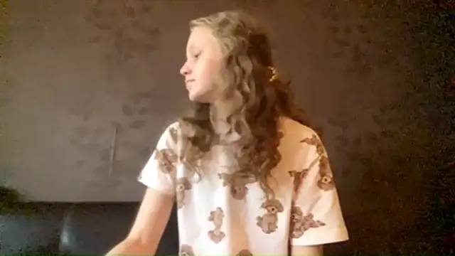 GlyndaCaver online show from 09/29/25, 11:04