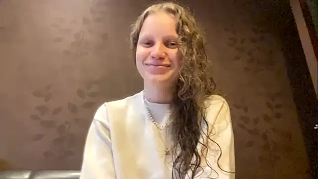 GlyndaCaver online show from 10/15/25, 11:54